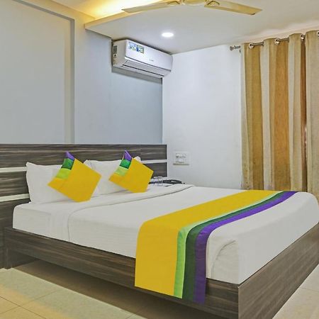 Itsy Hotels Purple Suites Bangalore Exteriör bild